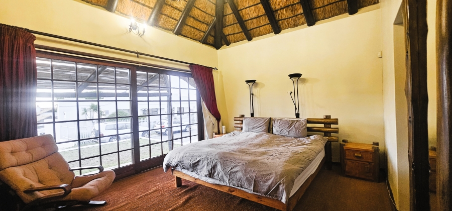 5 Bedroom Property for Sale in Myburgh Park Western Cape